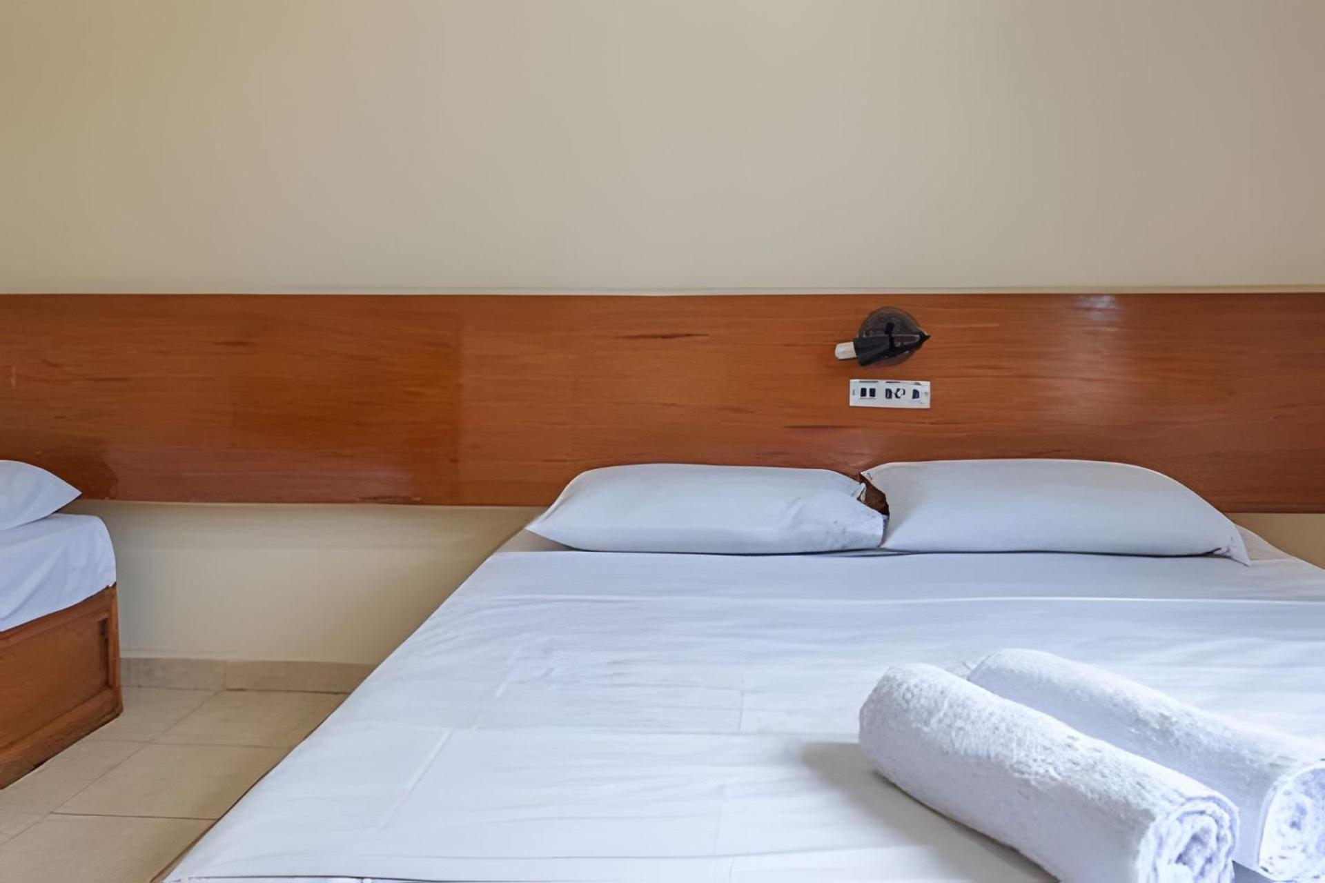 Em Frente A Praia De Taperapuan; Piscina; 1 Quarto; Wifi 300 Mbs; Estacionamento Gratuito 1 Veiculo Porto Seguro Zewnętrze zdjęcie