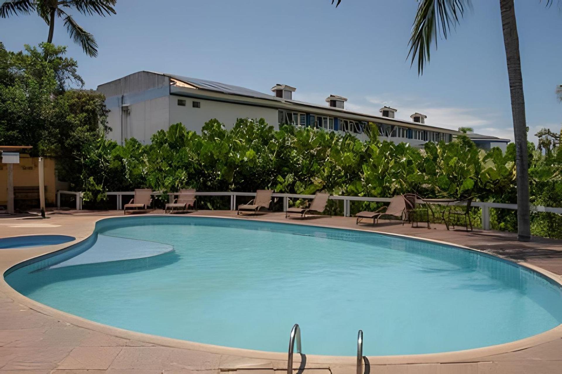 Em Frente A Praia De Taperapuan; Piscina; 1 Quarto; Wifi 300 Mbs; Estacionamento Gratuito 1 Veiculo Porto Seguro Zewnętrze zdjęcie
