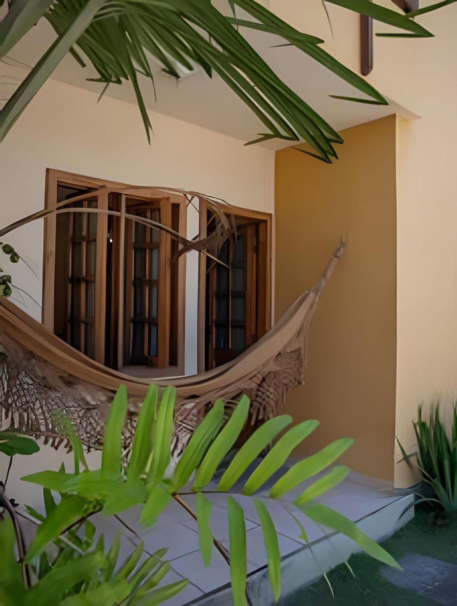 Em Frente A Praia De Taperapuan; Piscina; 1 Quarto; Wifi 300 Mbs; Estacionamento Gratuito 1 Veiculo Porto Seguro Zewnętrze zdjęcie
