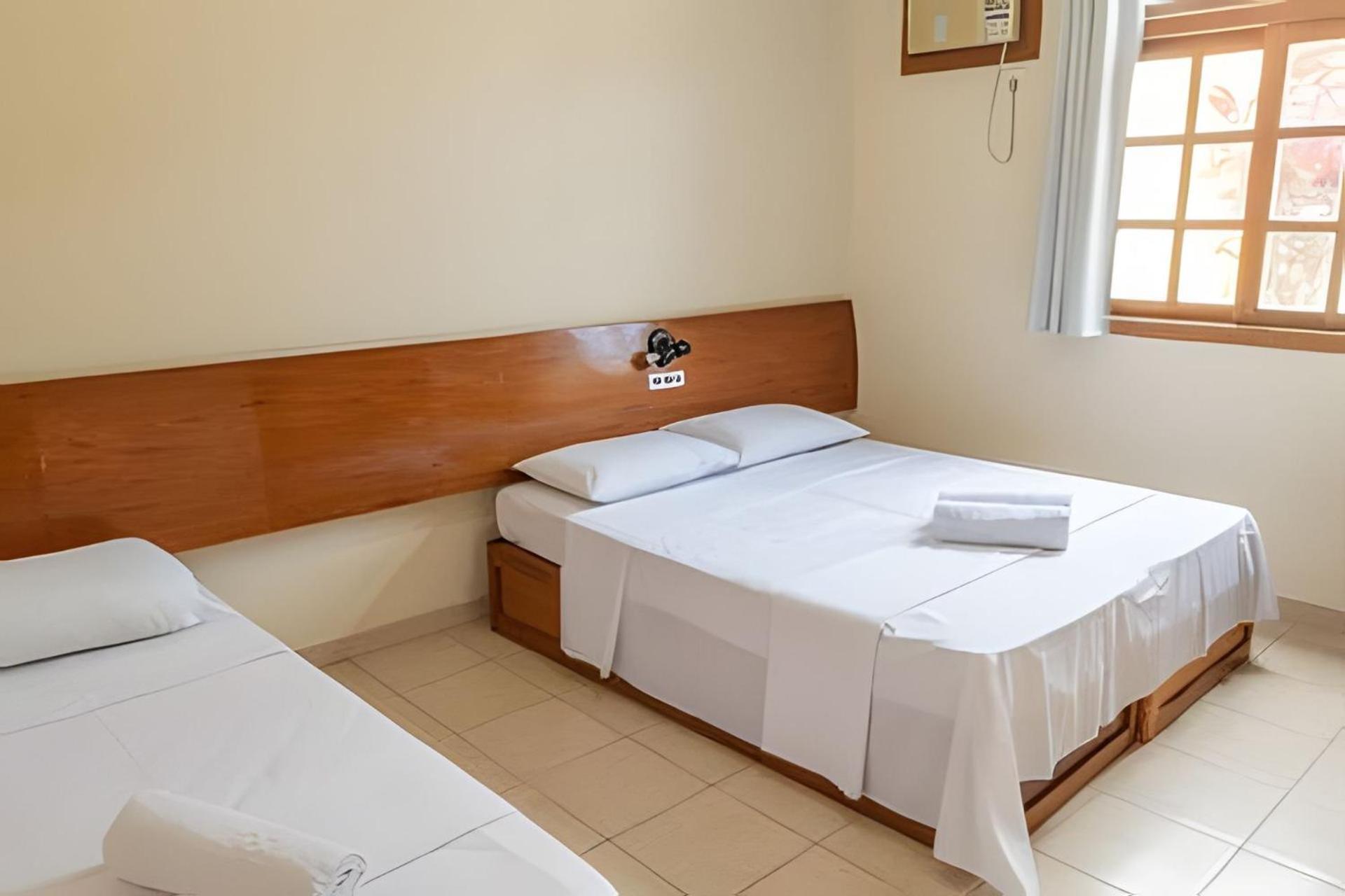 Em Frente A Praia De Taperapuan; Piscina; 1 Quarto; Wifi 300 Mbs; Estacionamento Gratuito 1 Veiculo Porto Seguro Zewnętrze zdjęcie