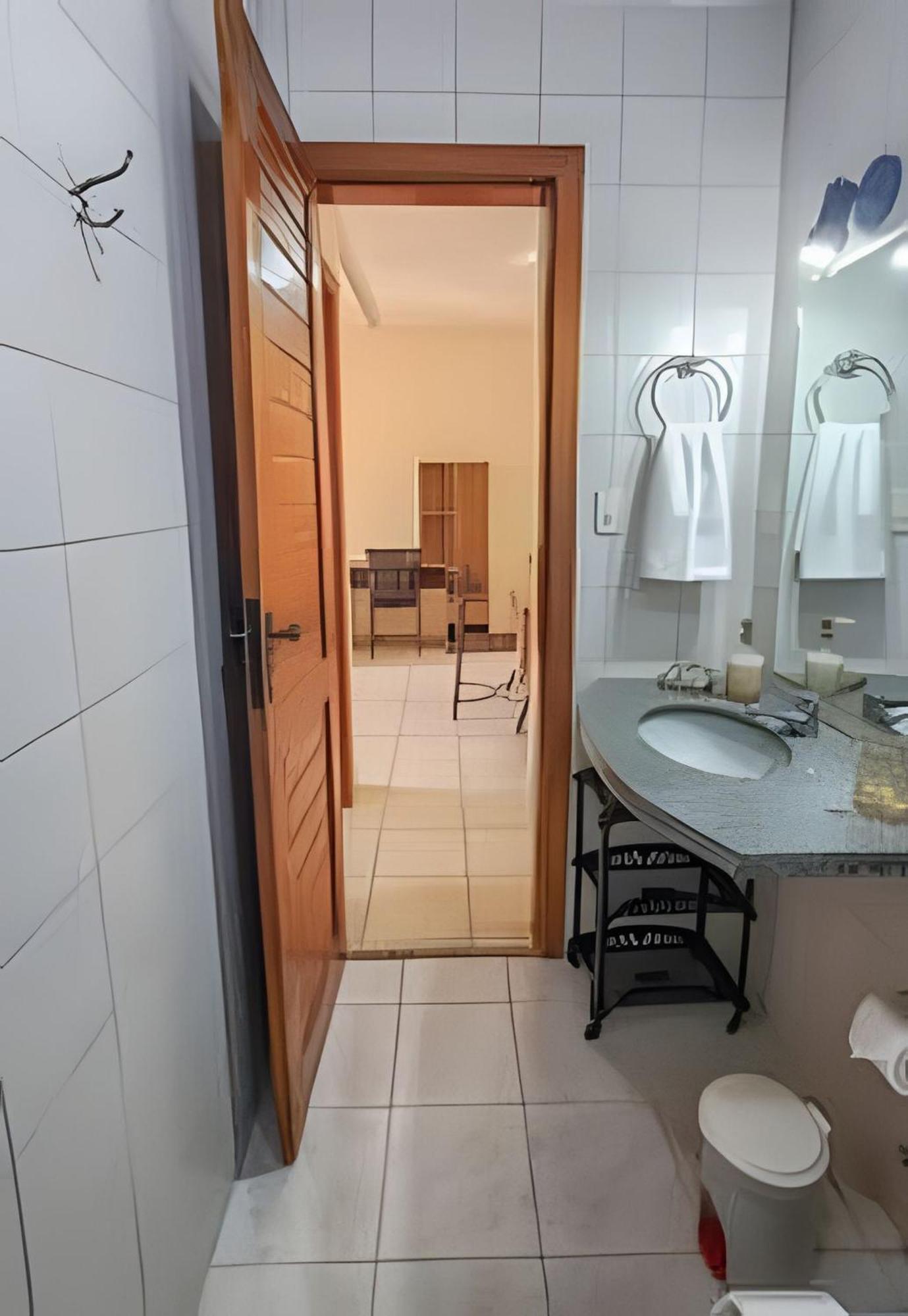 Em Frente A Praia De Taperapuan; Piscina; 1 Quarto; Wifi 300 Mbs; Estacionamento Gratuito 1 Veiculo Porto Seguro Zewnętrze zdjęcie